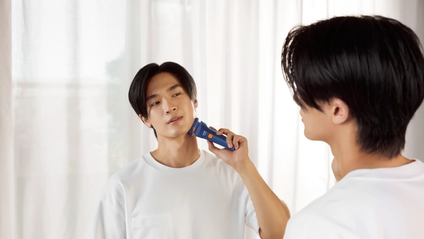Máy cạo râu khô và ướt Philips Shaver 1000 Series S1880/00