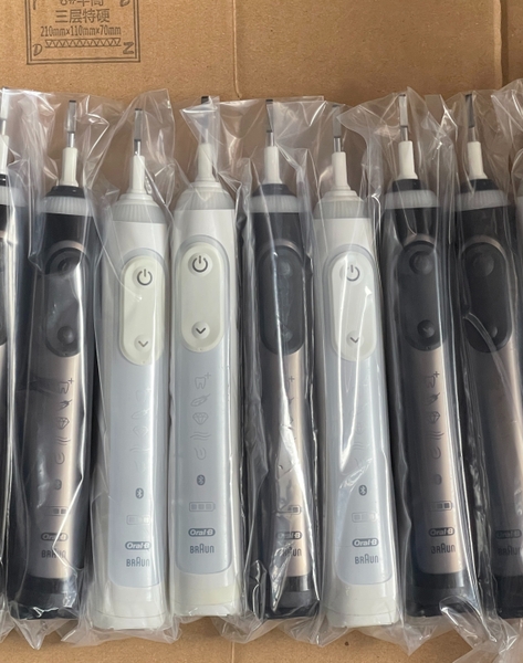 [Hàng Trưng Bày] Bàn chải điện Oral-B Genius X 10000