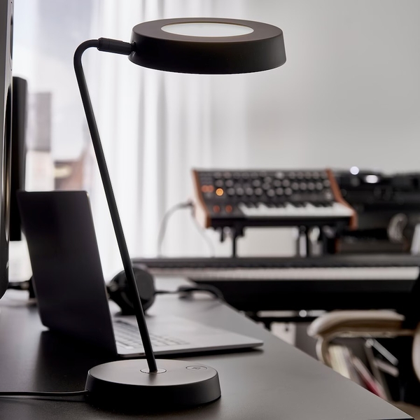 Đèn bàn làm việc Led Ikea OBEGRANSAD (Limited Edition)