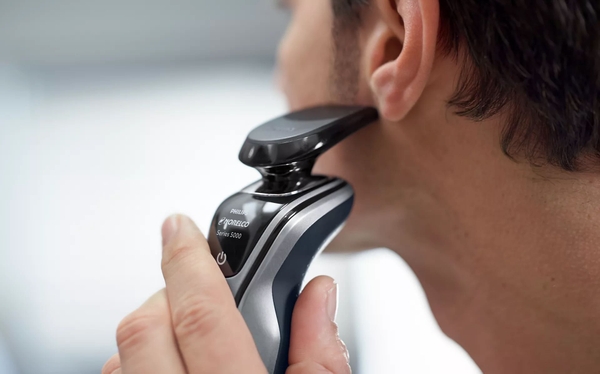 Máy cạo râu Philips Norelco Shaver 5675 Turbo+ kèm lưỡi dao cạo chính hãng