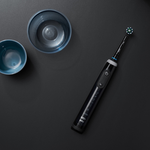 Bàn chải điện Oral-B Genius X Limited Design Edition