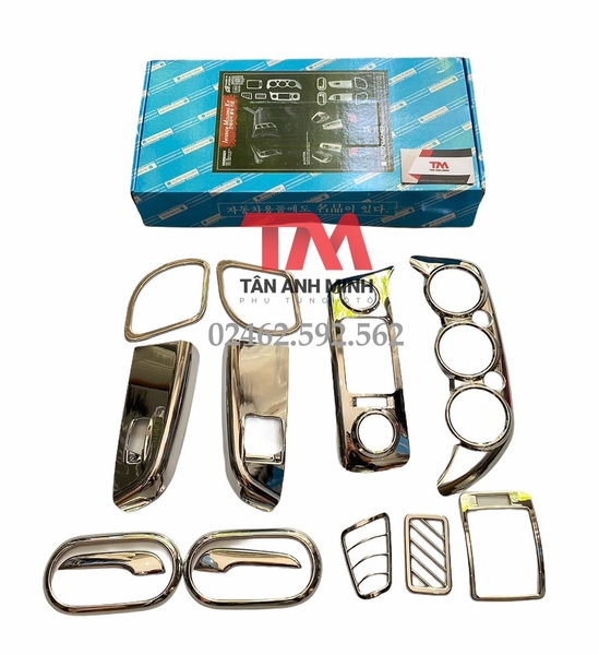 Ốp mạ trong táp lô K250