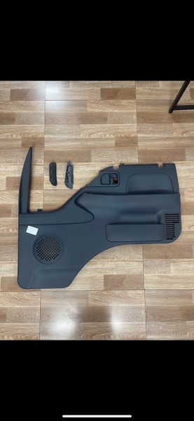 Tappi Cánh Cửa Isuzu QKR 270 Đầu Vuông