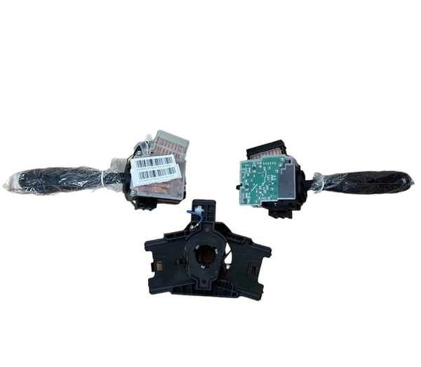 Bộ Công Tắc Tổng Hợp  ( CT Gạt Mưa,Xi Nhan )