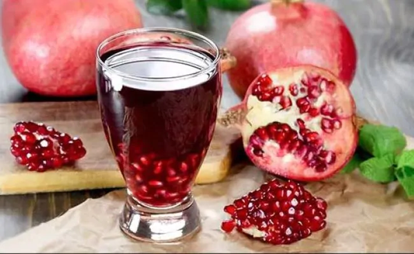 Lựu cũng cung cấp cho bạn các đặc tính chống viêm. Giảm huyết áp