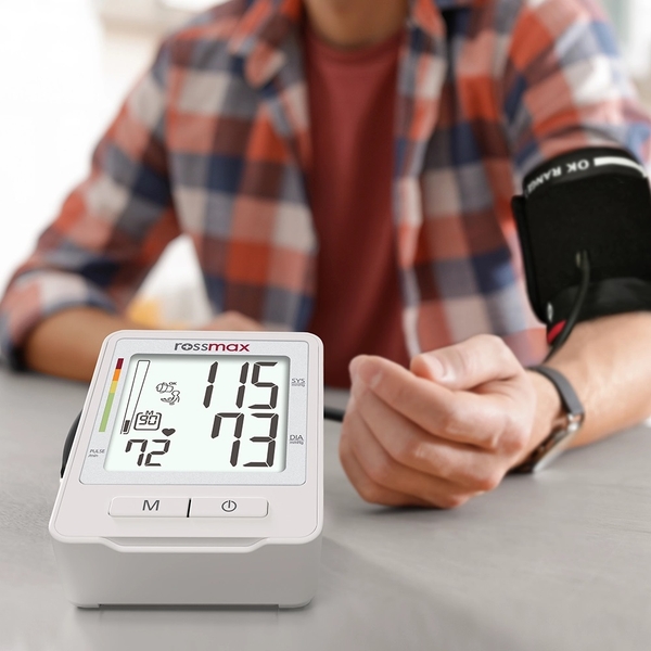 Máy đo huyết áp bắp tay Rossmax Z1 - đơn giản và dễ dàng