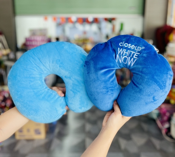 GỐI CHOÀNG CỔ HÀNG QUÀ TẶNG MỀM XỊN (2)