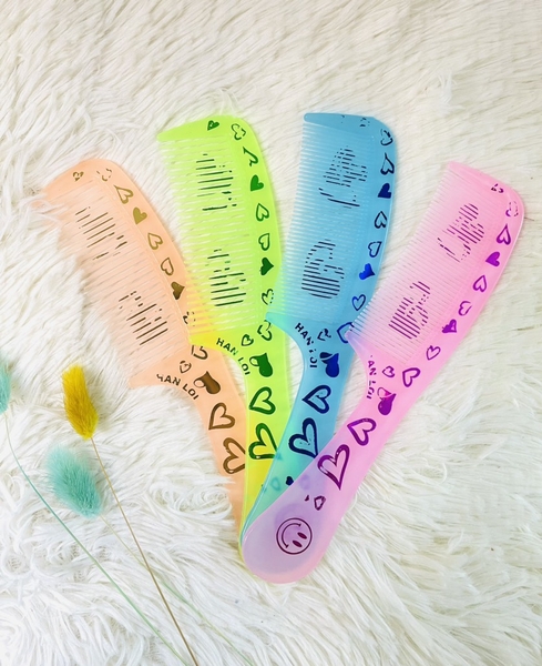 LƯỢC NHỰA LỚN ĐÓNG VỈ HANLOI (1)