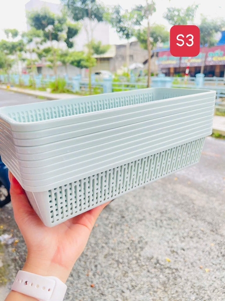 RỔ NHỰA DÀI HÀNG CTY 13x30cm (1)