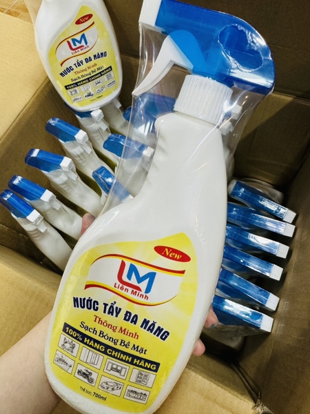 CHAI XỊT TẨY ĐA NĂNG CTY LIÊN MINH 700ml