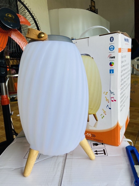 LOA BLUETOOH SOUNDMAX CHÍNH HÃNG ÂM THANH KHỦNG ĐÈN CỰC ĐẸP NHỎ GỌN