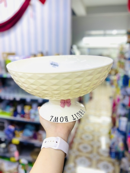 KHAY MỨT NHỰA TRẮNG ĐỰNG TRÁI CÂY KÈM NƠ SANG TRỌNG (4)