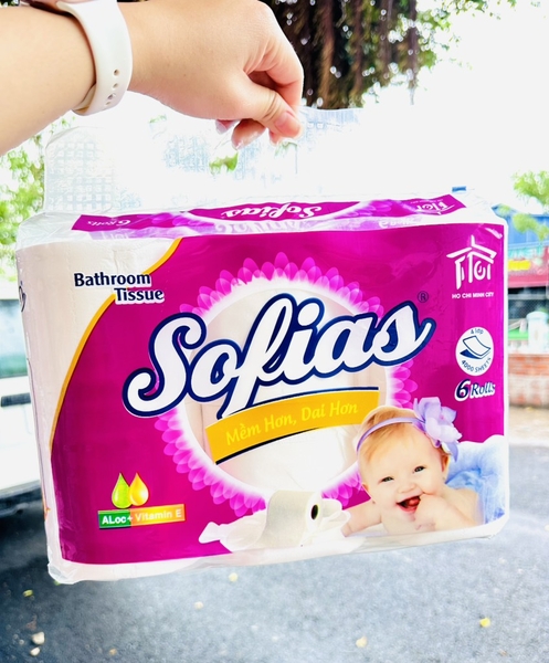 Lốc 6 Cuộn Giấy Không Lõi 4 Lớp SOFIAS Chính hãng