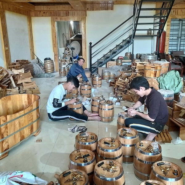 xuong san xuat thung go soi