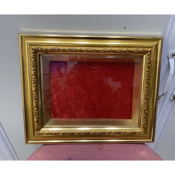 KHUNG HUY CHƯƠNG 13X18