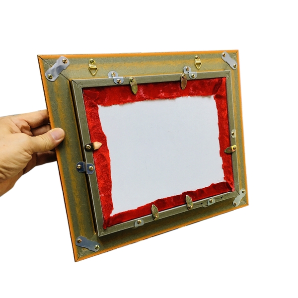 KHUNG HUY CHƯƠNG 20X30