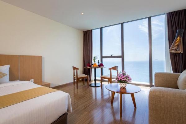 Starcity Hotel & Condotel Beachfront Nha Trang