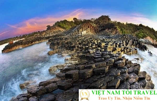 Tour Du Lịch Nha Trang Phú Yên 1 Ngày [Trọn Gói - Ưu Đãi 30%]