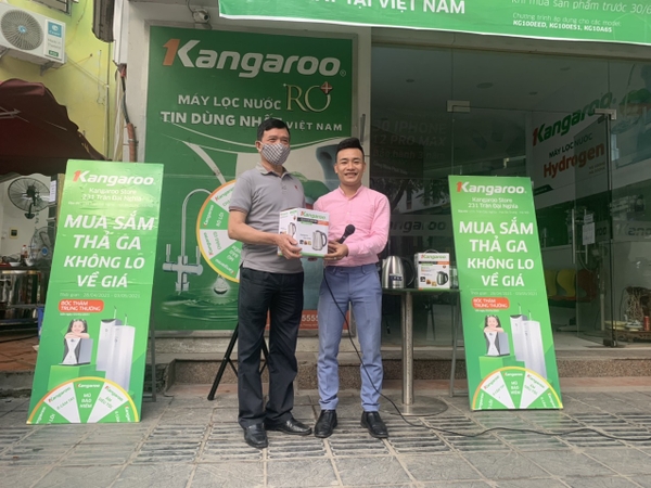 HÌNH ẢNH NHỮNG KHÁCH HÀNG ĐÃ TRÚNG THƯỞNG CHƯƠNG TRÌNH KHUYẾN MÃI “GIỜ VÀNG GIÁ SỐC"