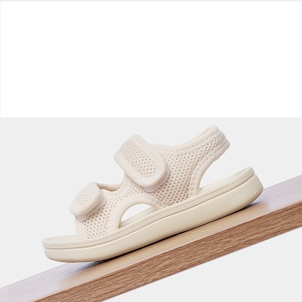 Dép tập đi Mario cho bé