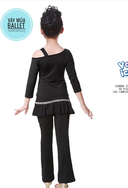 Bộ dance lệch vai tay lỡ dài