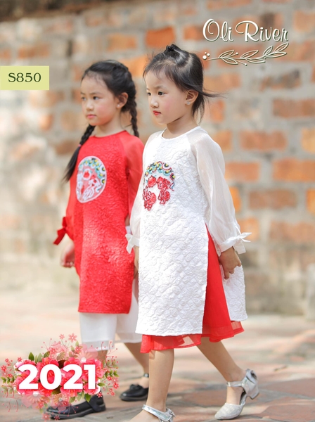 Bộ áo dài cá vọng nguyệt đón Tết