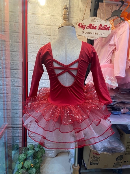 Váy múa đan lưng lấp lánh đỏ đô dài tay