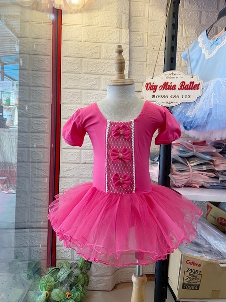 Váy múa ba nơ tay ngắn hồng đậm