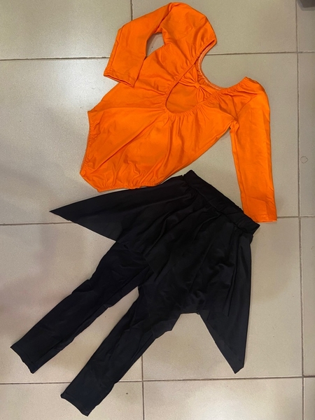 Bộ tập nơ liền đũng quần tà dài