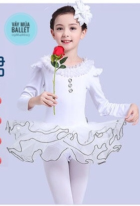 Váy múa ren cổ dài tay kèm hoa và quần tất