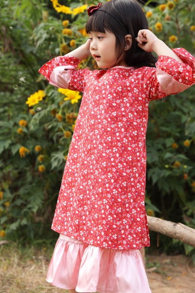 Bộ áo dài hoa nhí tay bèo xòe
