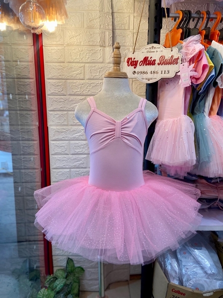 Váy múa dây nơ đáp ngực hồng lấp lánh