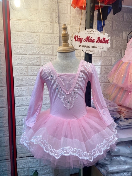 Váy múa ren V ngực viền ren dài hồng