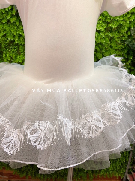 Váy múa tay chân viền ren