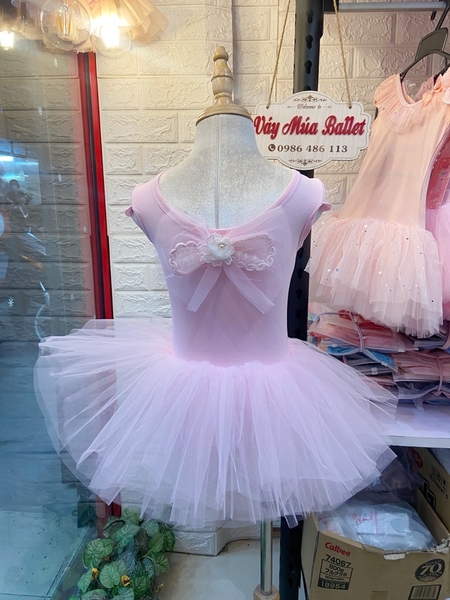 Váy múa ren ngực nơ lưng tay hến