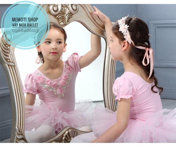 Váy múa cổ hoa hồng tay búp xẻ (hồng, kem nude)