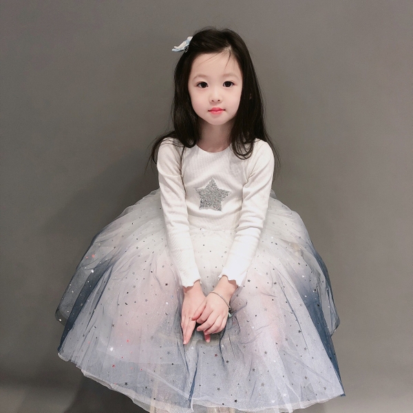 Váy công chúa voan bồng lấp lánh