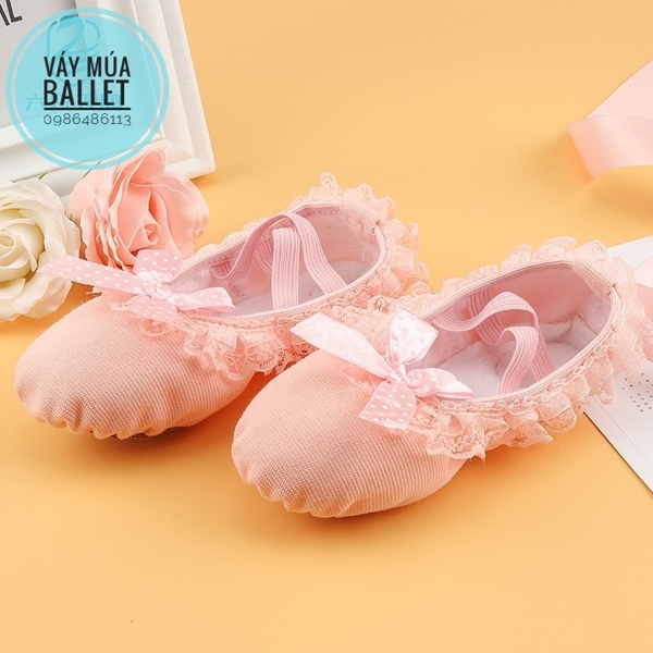 Giày vải múa viền ren kem