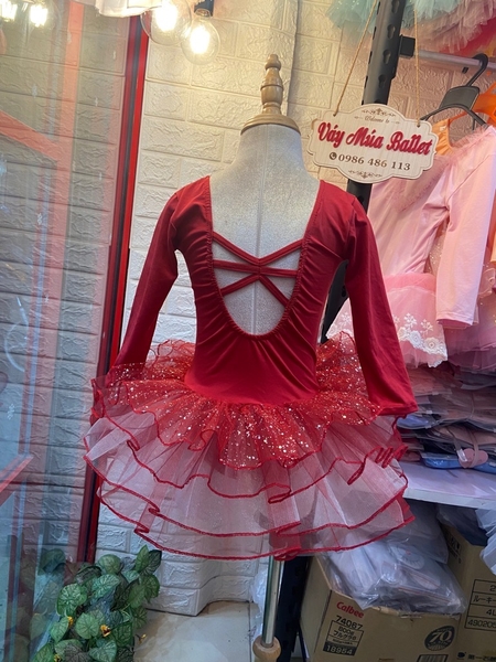 Váy múa đan lưng lấp lánh đỏ đô dài tay