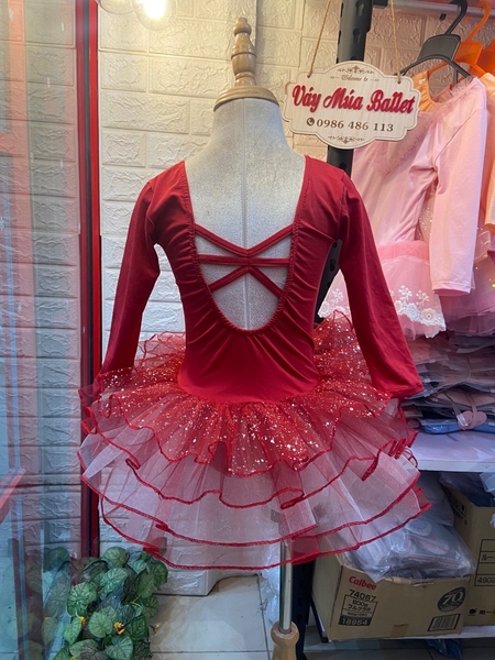 Váy múa đan lưng lấp lánh đỏ đô dài tay