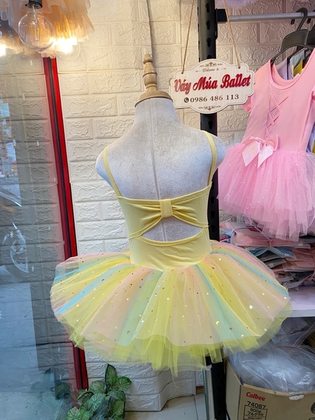 Váy múa 2 dây nơ lưng cầu vồng (vàng, hồng)
