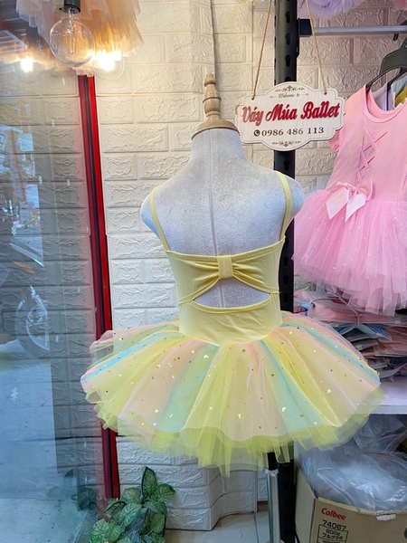 Váy múa 2 dây nơ lưng cầu vồng (vàng, hồng)