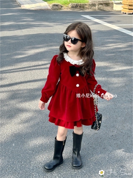 Váy nhung đỏ xinh 2 tầng