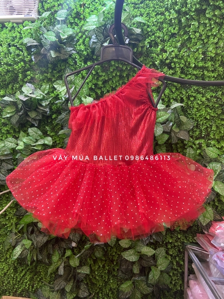 Váy múa lệch vai đỏ nhũ lấp lánh