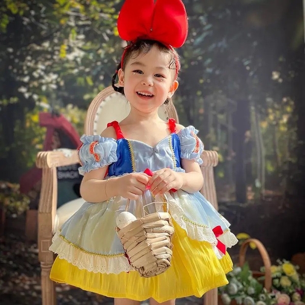 Váy công chúa bạch tuyết s110