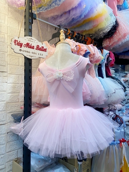 Váy múa ren ngực nơ lưng tay hến