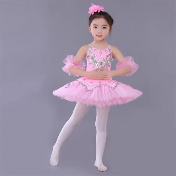 Set váy ballet biểu diễn kèm tất, hoa tay, cài tóc