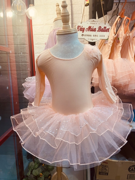 Váy múa hoa nhũ tay lỡ/dài kem