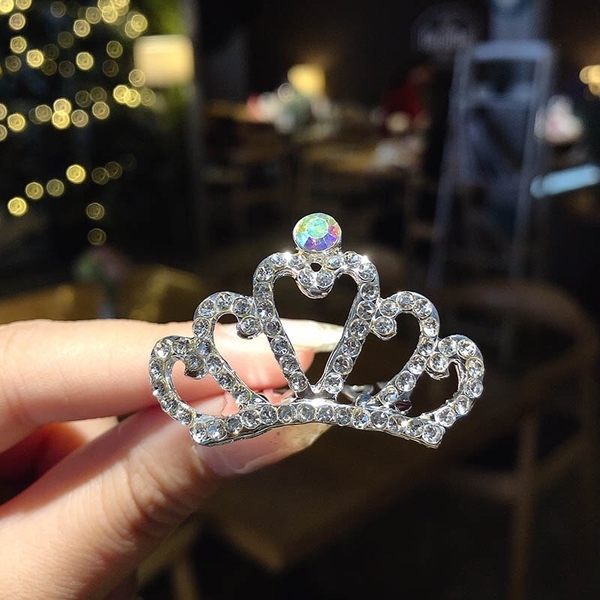 Cài vương miện gắn đá