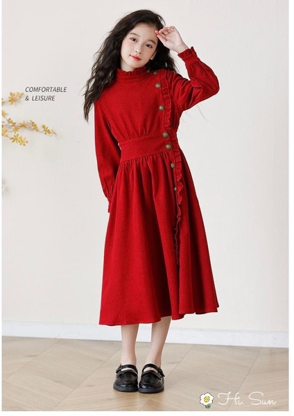 Váy nhung bèo dọc đính khuy